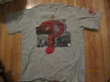 Philadelphia Phillies Grey Skyline Logo T Shirt Large