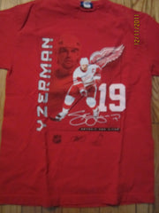 Detroit Red Wings #19 Steve Yzerman T Shirt Medium Reebok