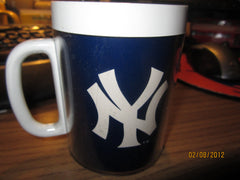 New York Yankees Vintage Plastic Coffee Mug Thermos