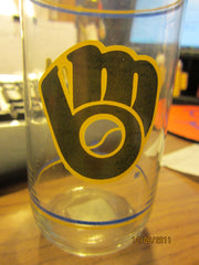 Milwuakee Brewers Old Mitt Logo Glass Union 76 Promo